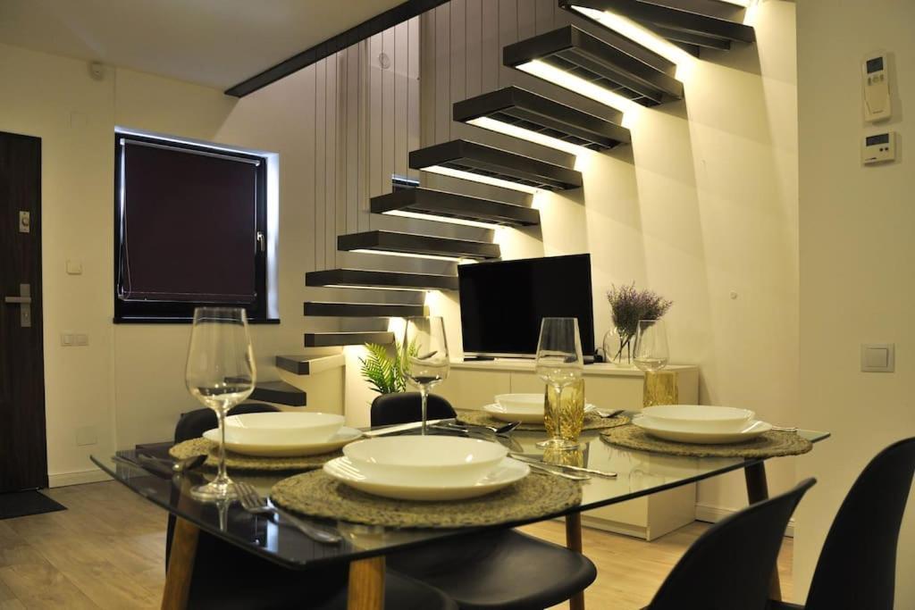 Ultracentral Modern Apartment Târgu-Mureş エクステリア 写真