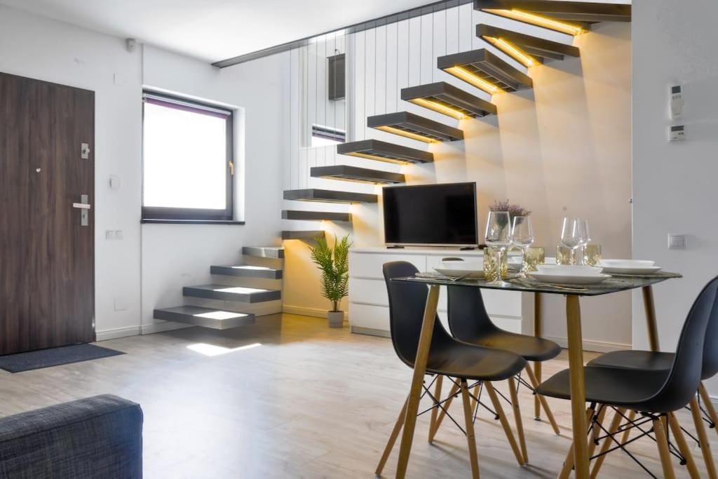 Ultracentral Modern Apartment Târgu-Mureş エクステリア 写真